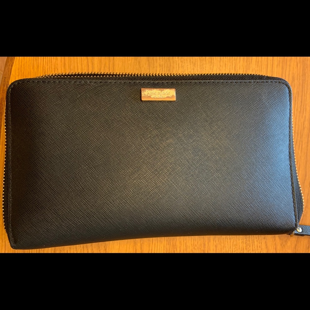 Kate Spade Laurel Way Wallet